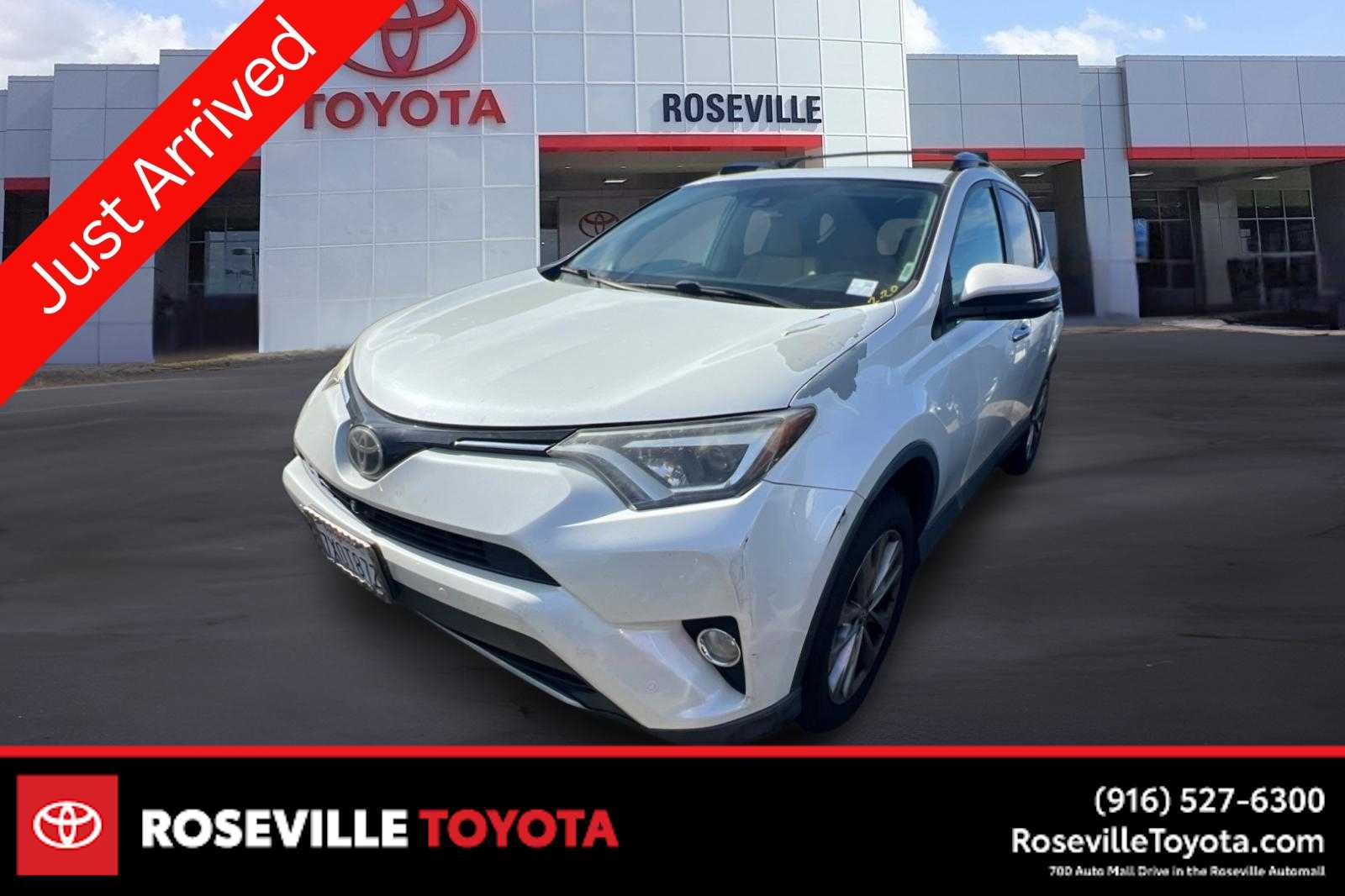 Thumbnail: 2017 Toyota RAV4 - 1