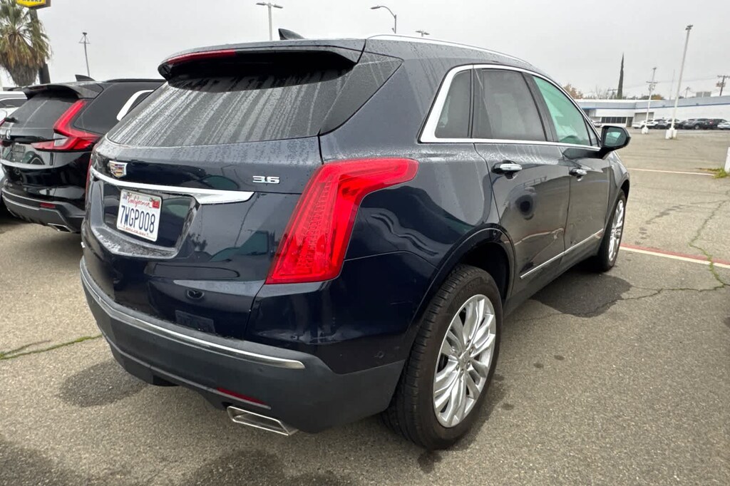 Used 2017 CADILLAC XT5 Premium Luxury SUV