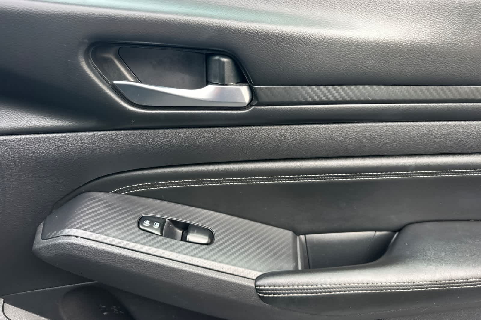 Thumbnail: 2019 Nissan Altima - 18