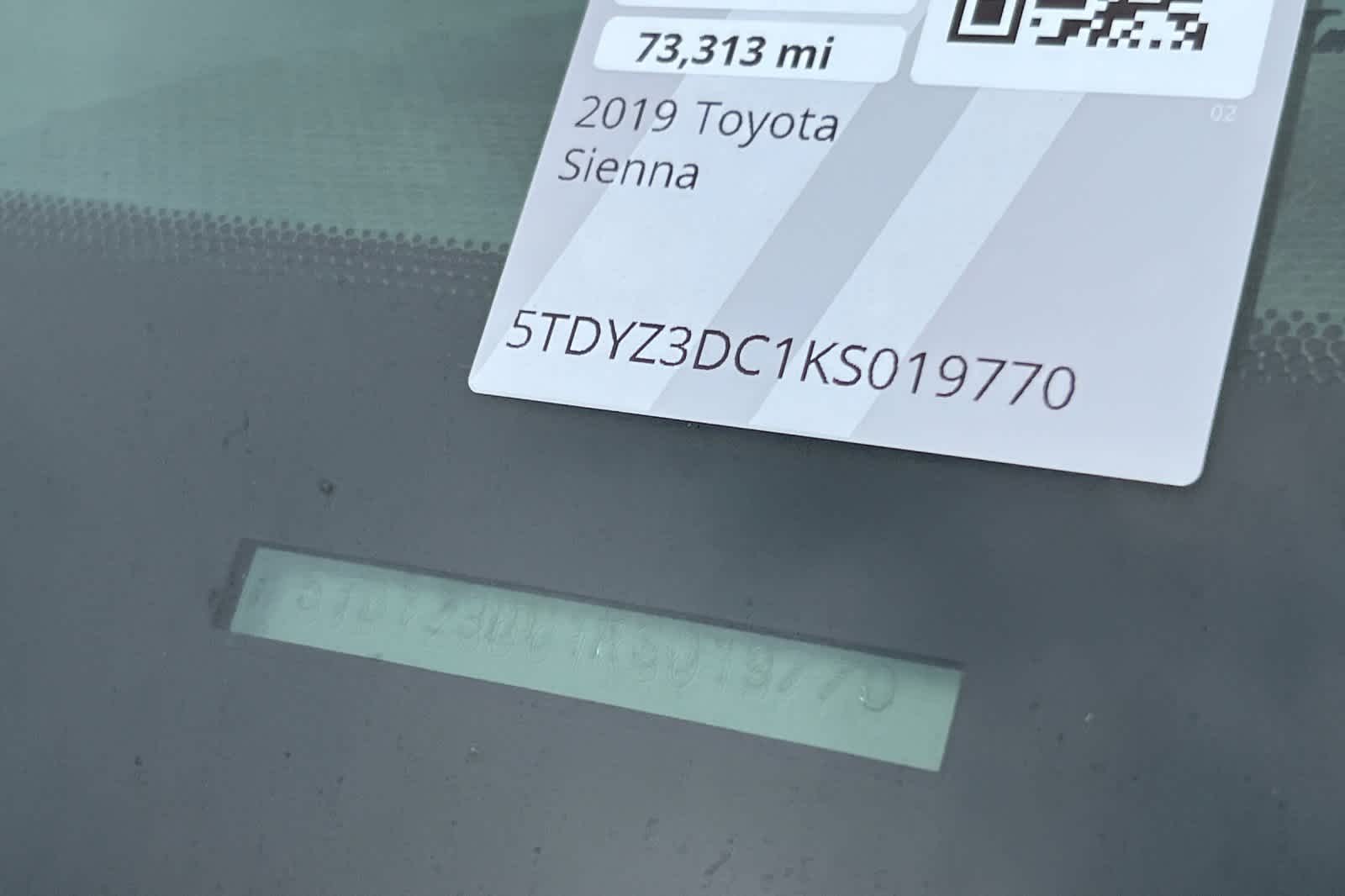 Thumbnail: 2019 Toyota Sienna - 23