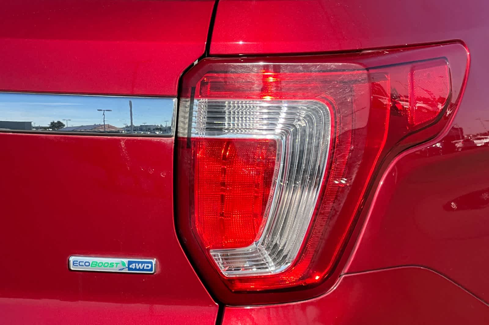 Thumbnail: 2017 Ford Explorer - 32