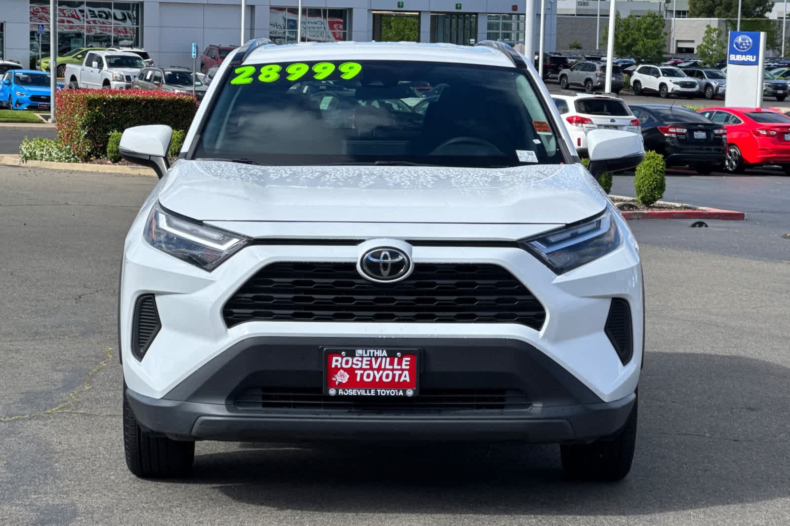 Thumbnail: 2022 Toyota RAV4 - 10