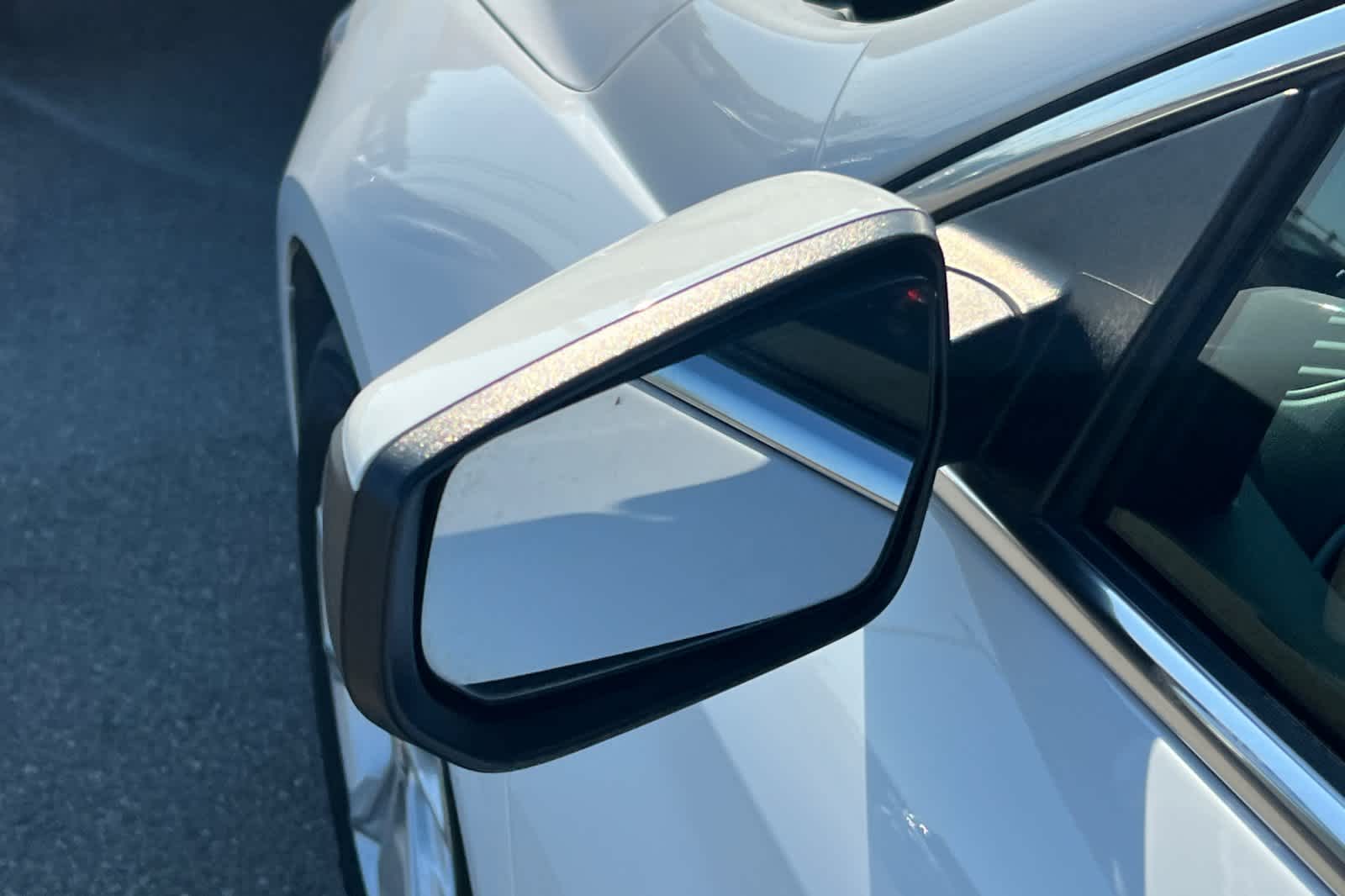 Thumbnail: 2023 Chevrolet Malibu - 20