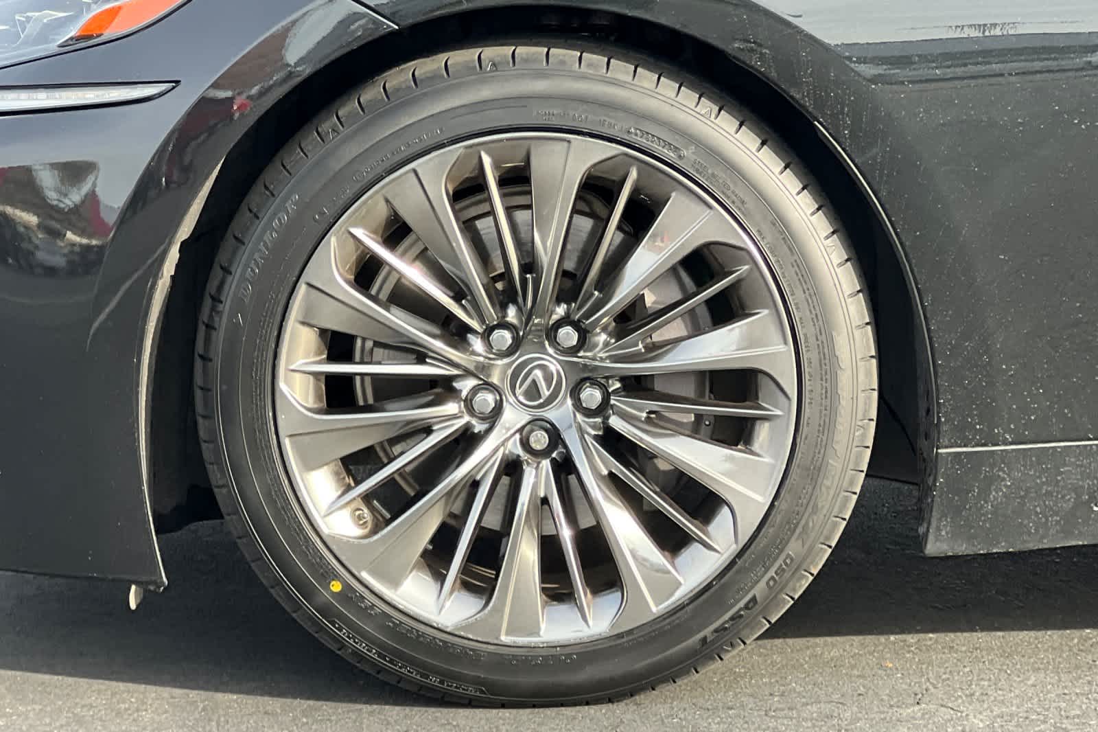 Thumbnail: 2018 Lexus LS - 27