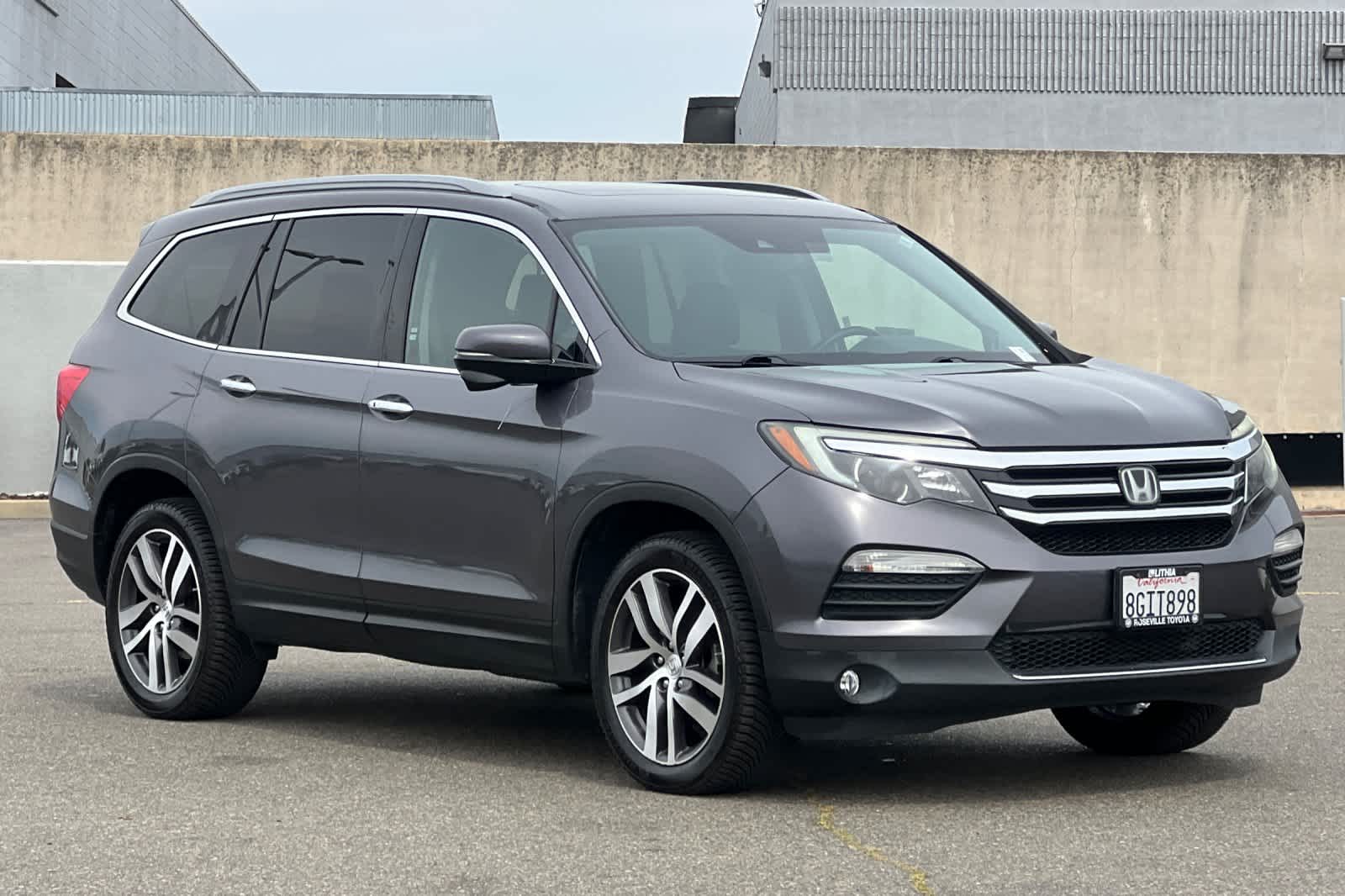 Thumbnail: 2018 Honda Pilot - 5