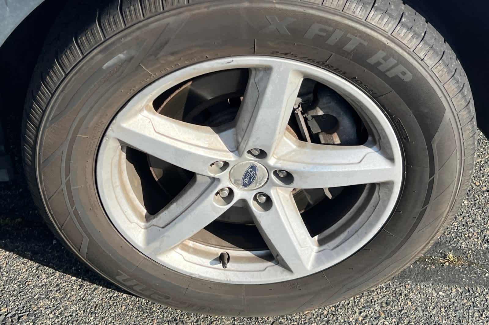 Thumbnail: 2016 Ford Explorer - 15