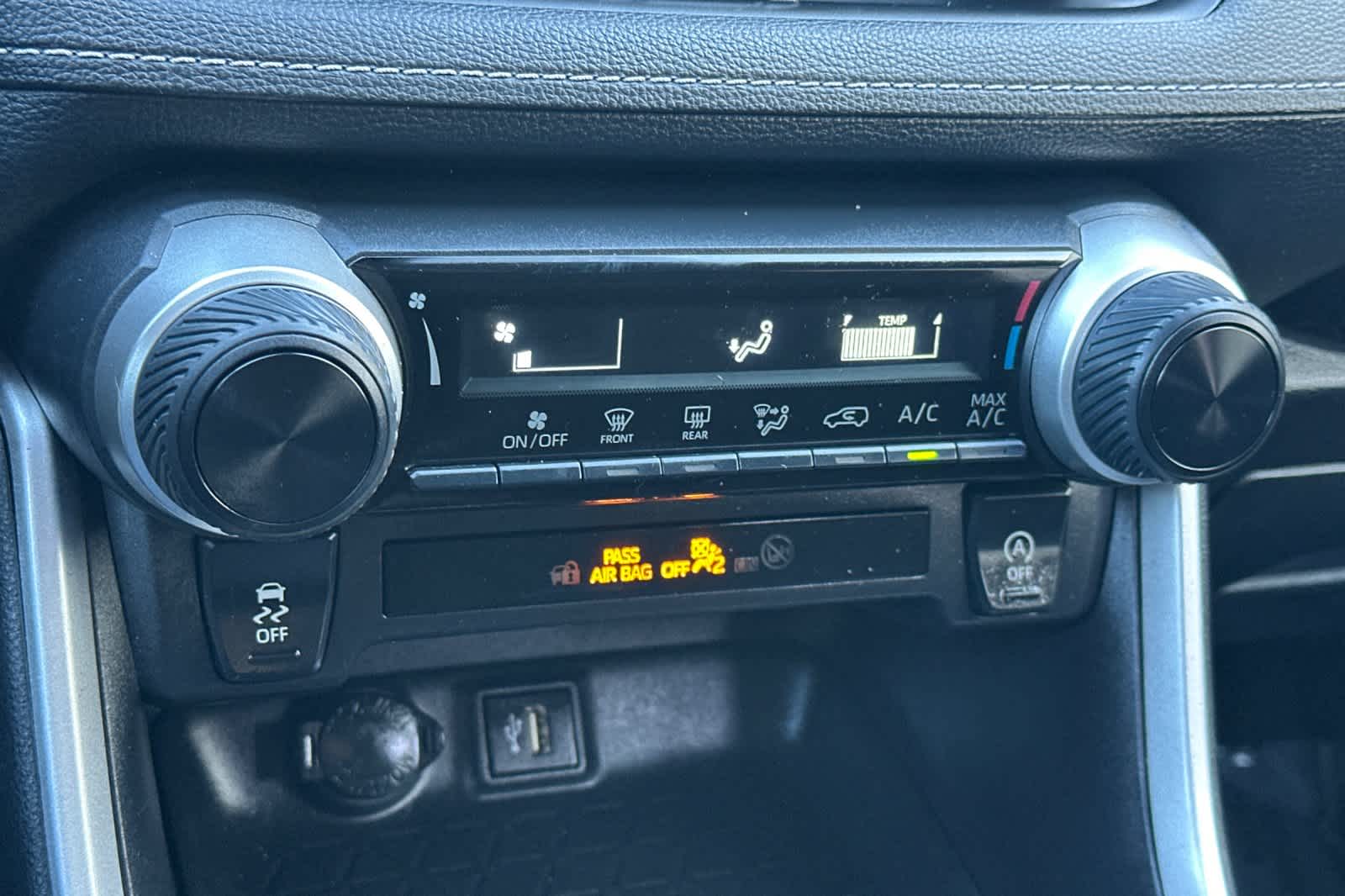 Thumbnail: 2024 Toyota RAV4 - 22