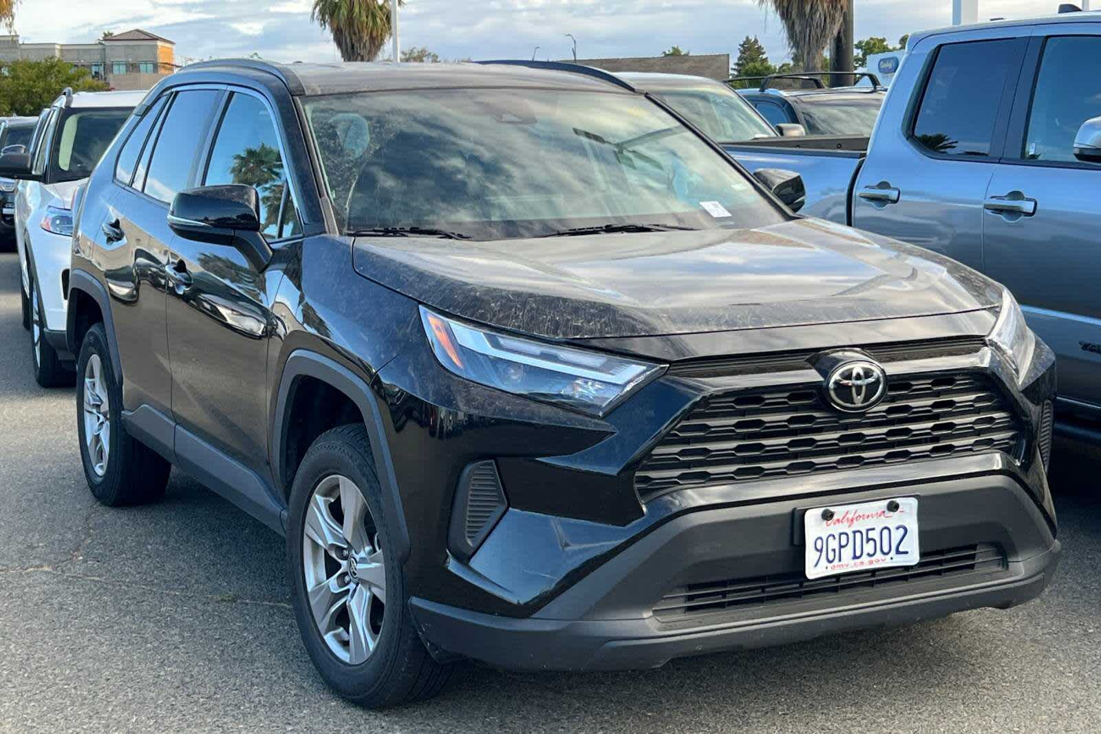 Thumbnail: 2023 Toyota RAV4 - 3