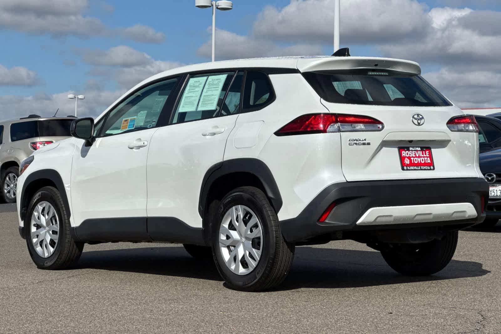 Thumbnail: 2024 Toyota Corolla Cross - 7