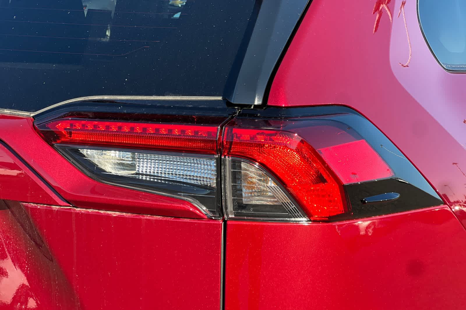 Thumbnail: 2025 Toyota RAV4 - 28