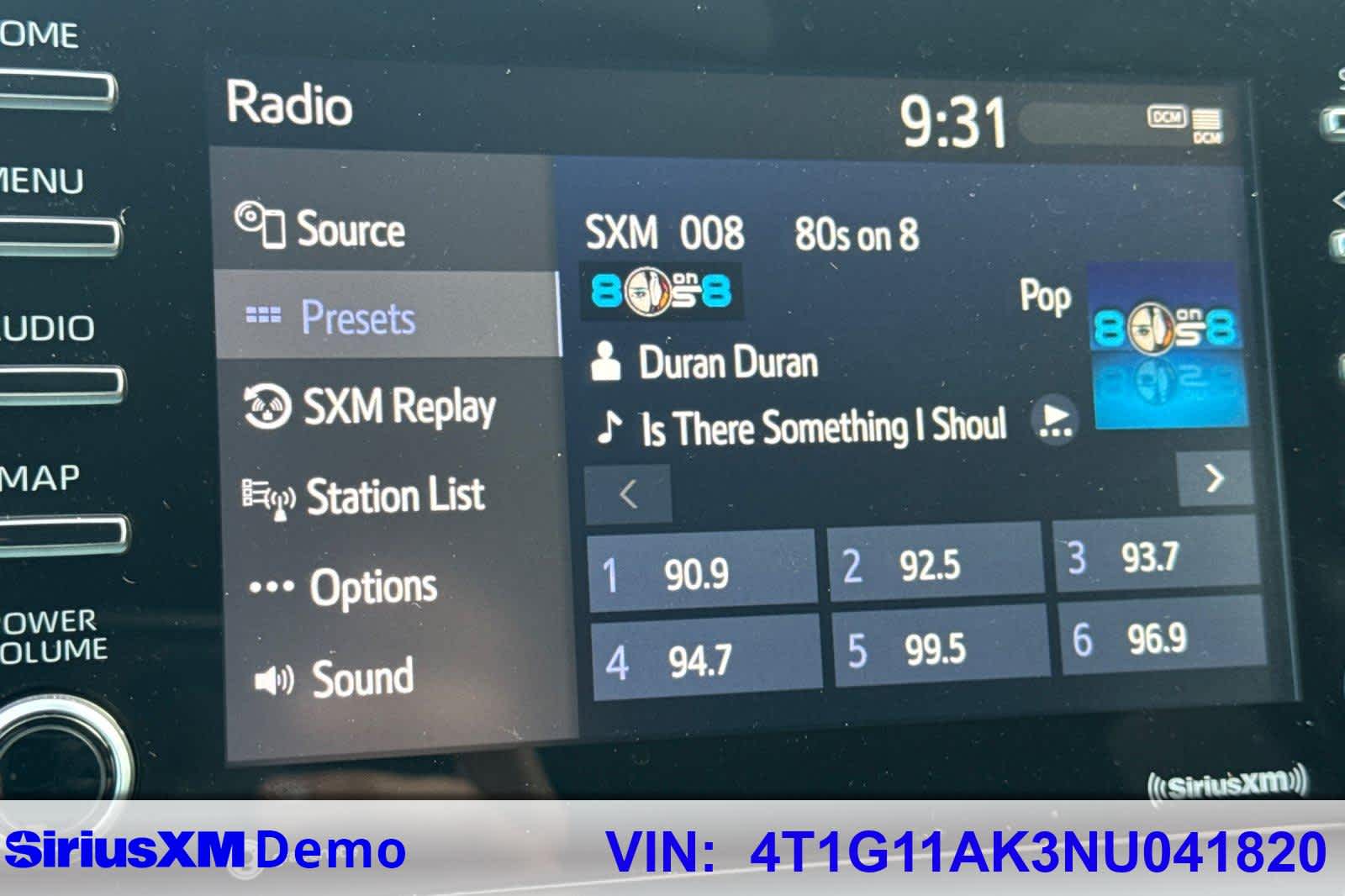 Thumbnail: 2022 Toyota Camry - 30