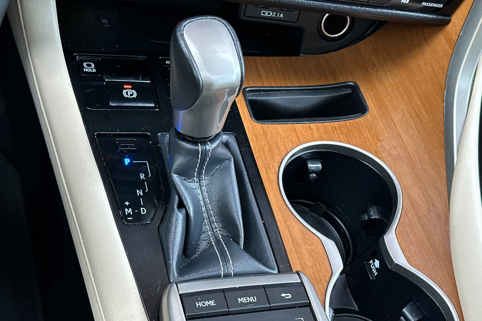 Thumbnail: 2022 Lexus RX - 23