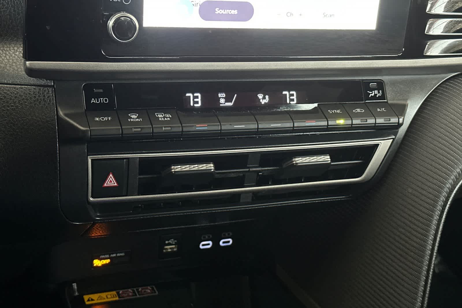 Thumbnail: 2025 Toyota Camry - 21