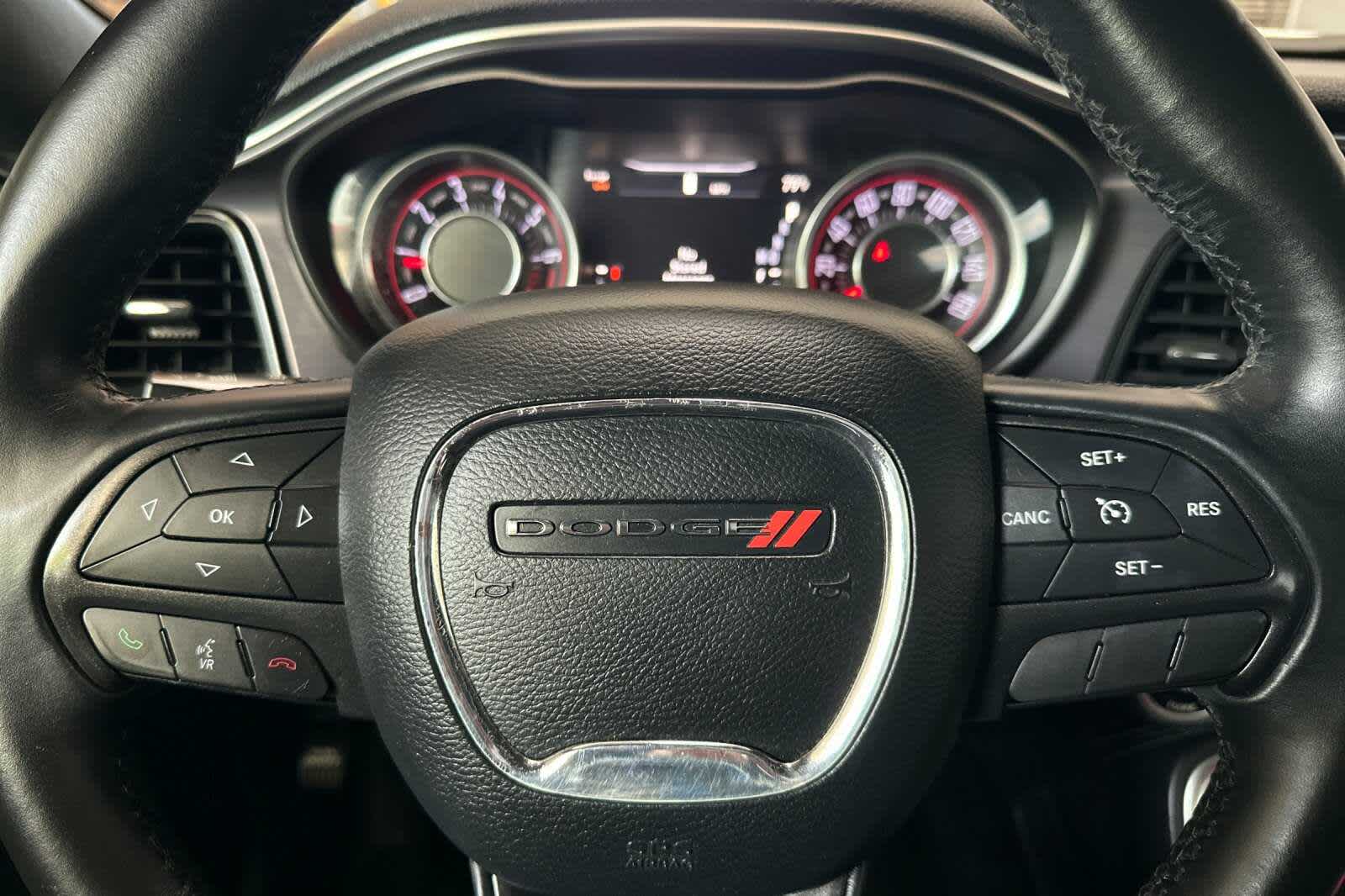 Thumbnail: 2015 Dodge Challenger - 23