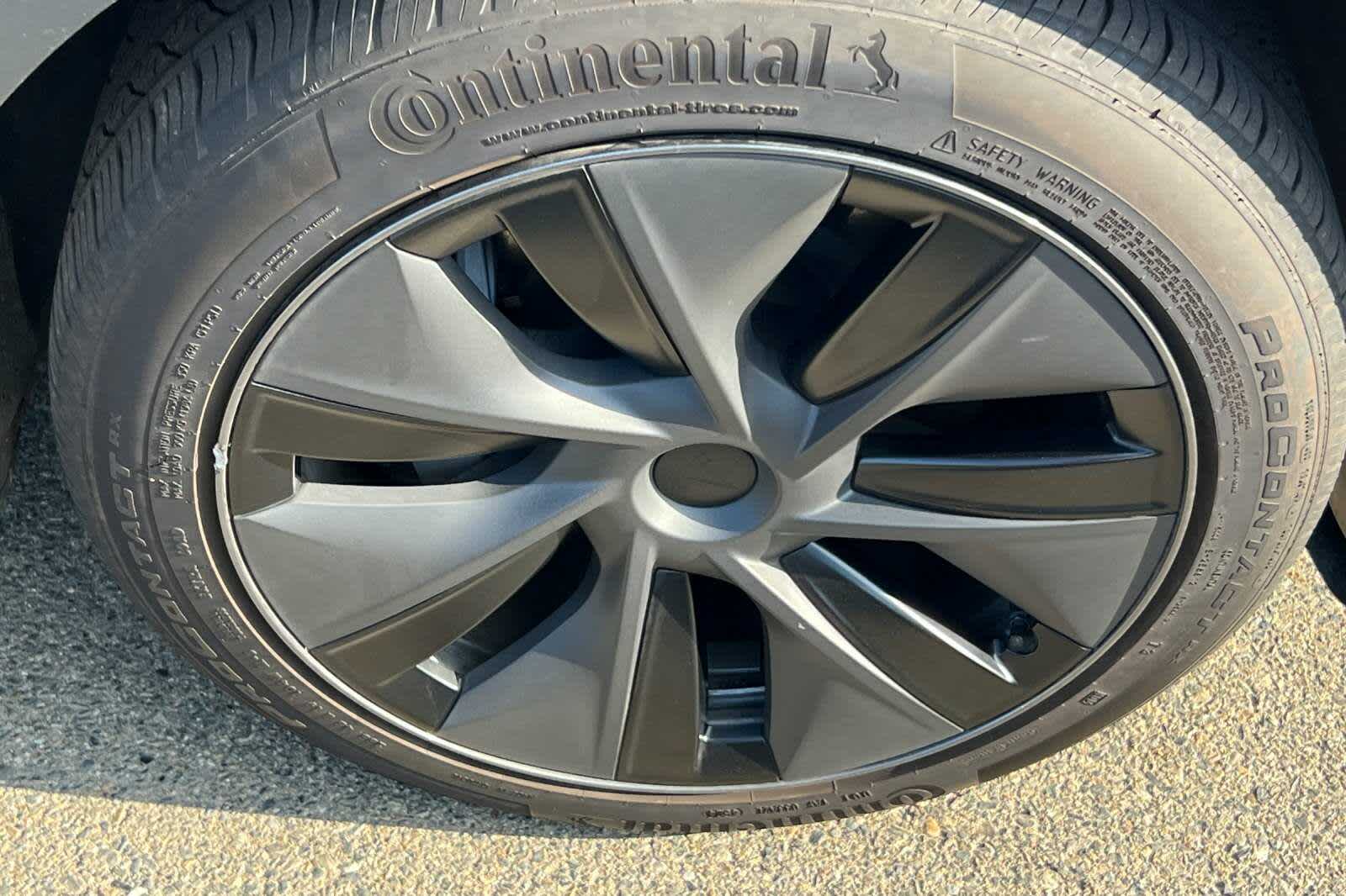 Thumbnail: 2025 Tesla Model Y - 22