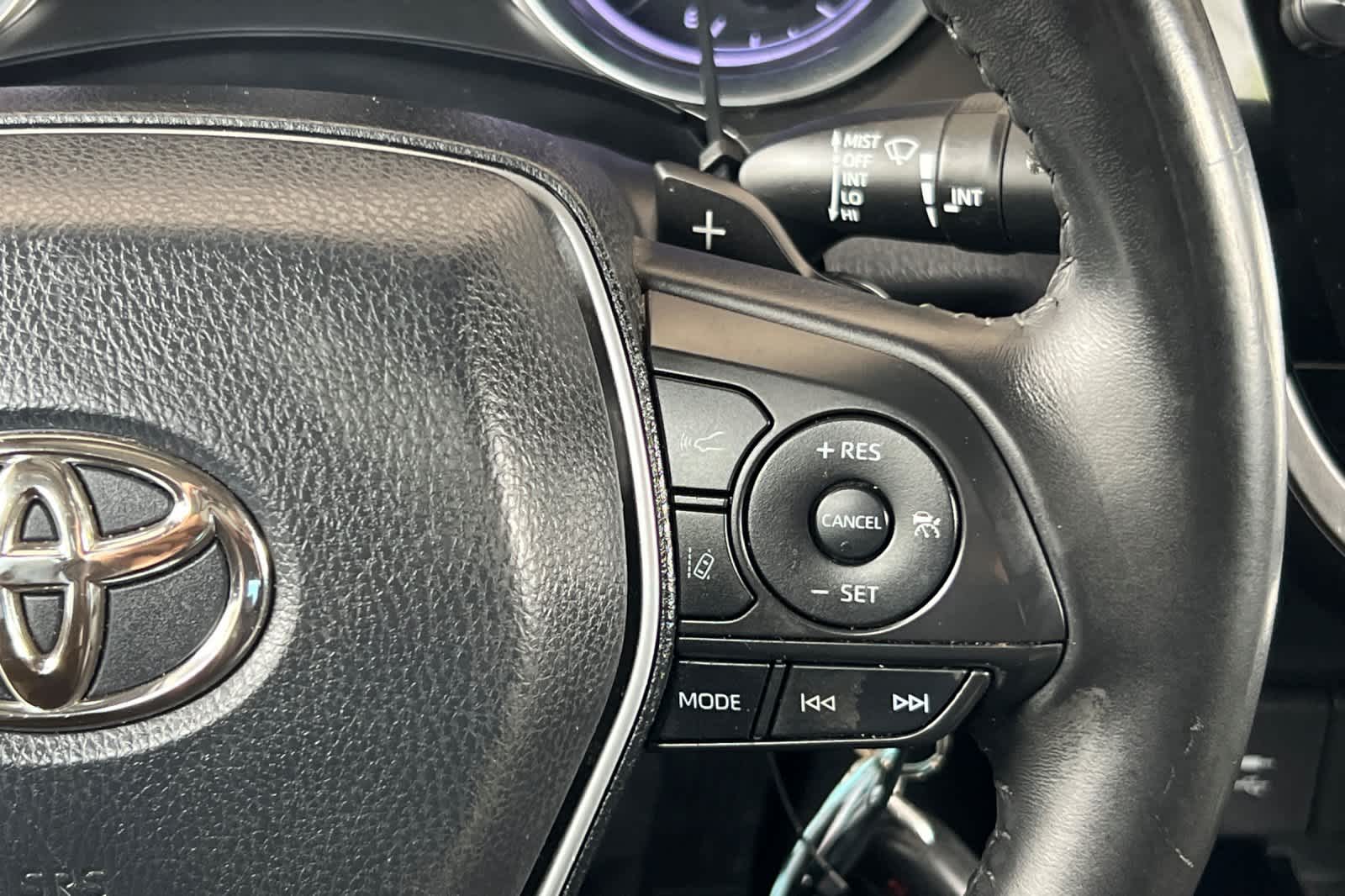 Thumbnail: 2018 Toyota Camry - 23