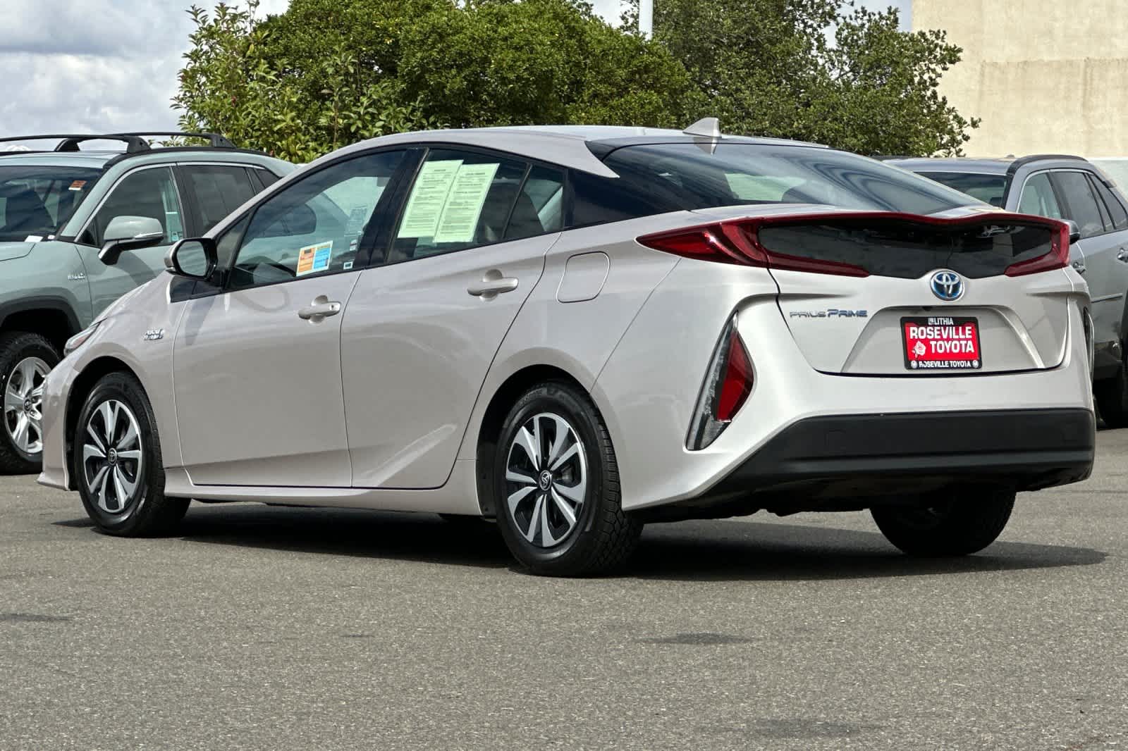 Thumbnail: 2017 Toyota Prius Prime - 7