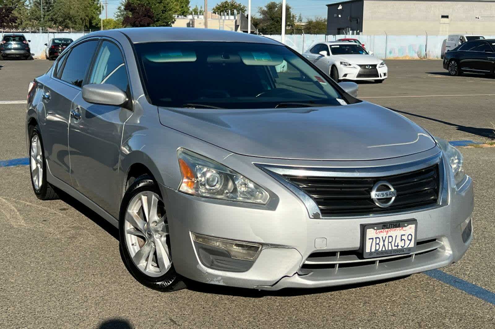 Thumbnail: 2013 Nissan Altima - 4