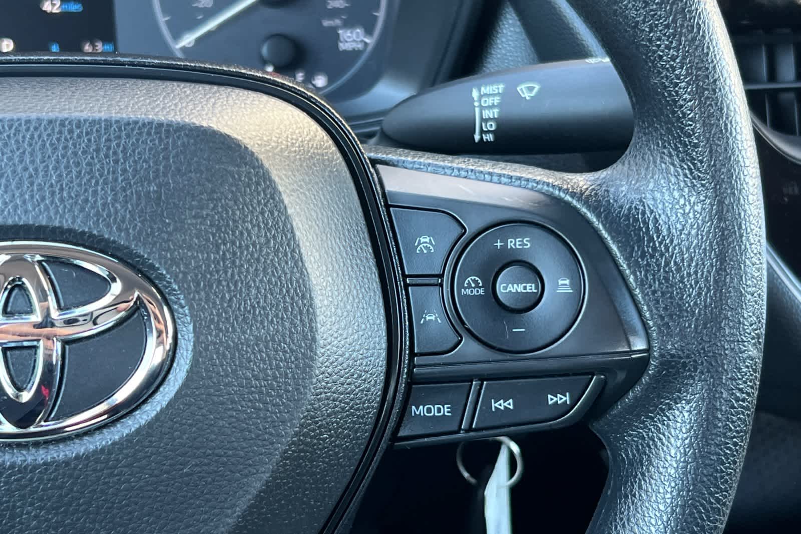 Thumbnail: 2023 Toyota Corolla - 24