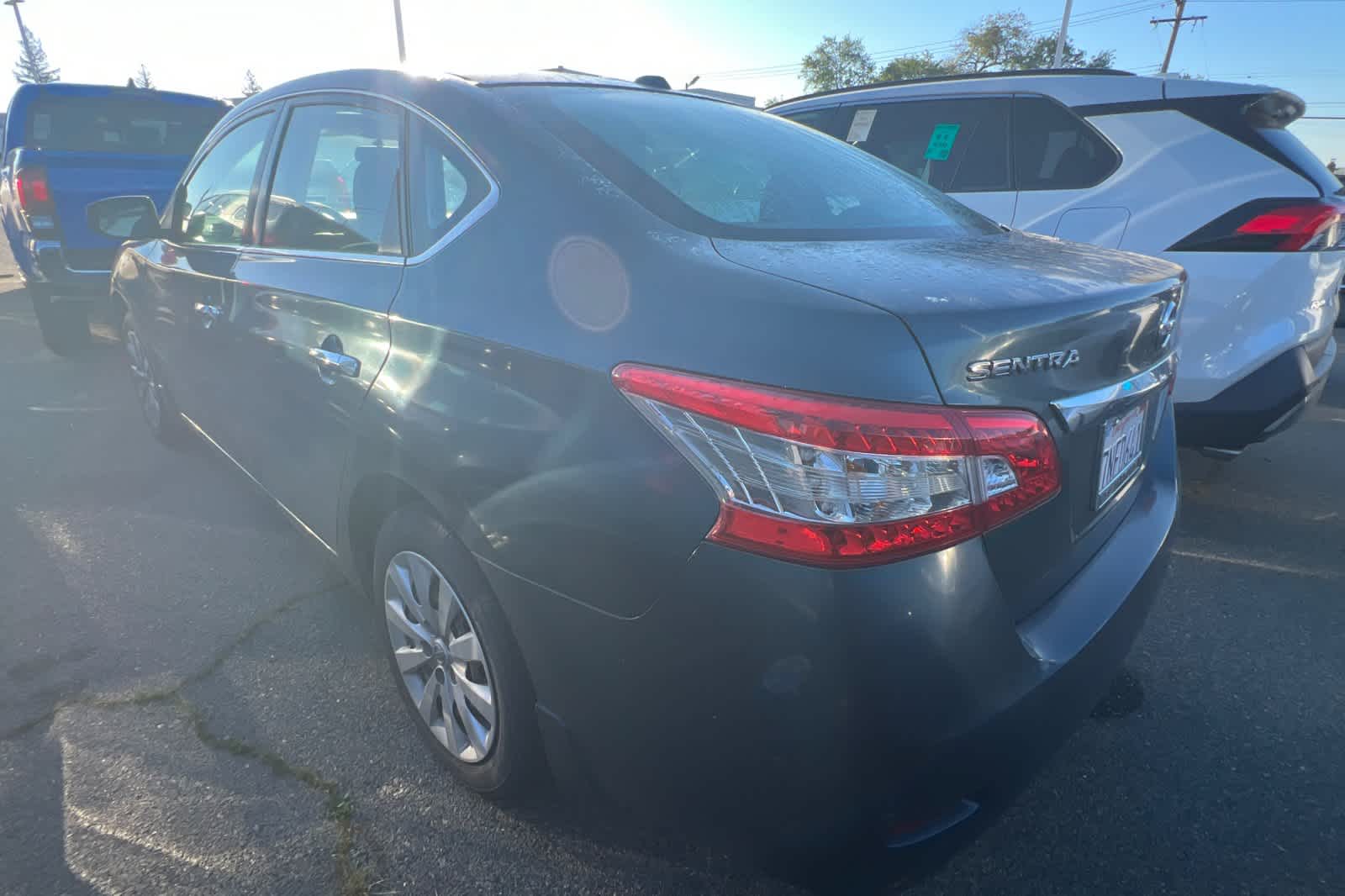 Thumbnail: 2015 Nissan Sentra - 6