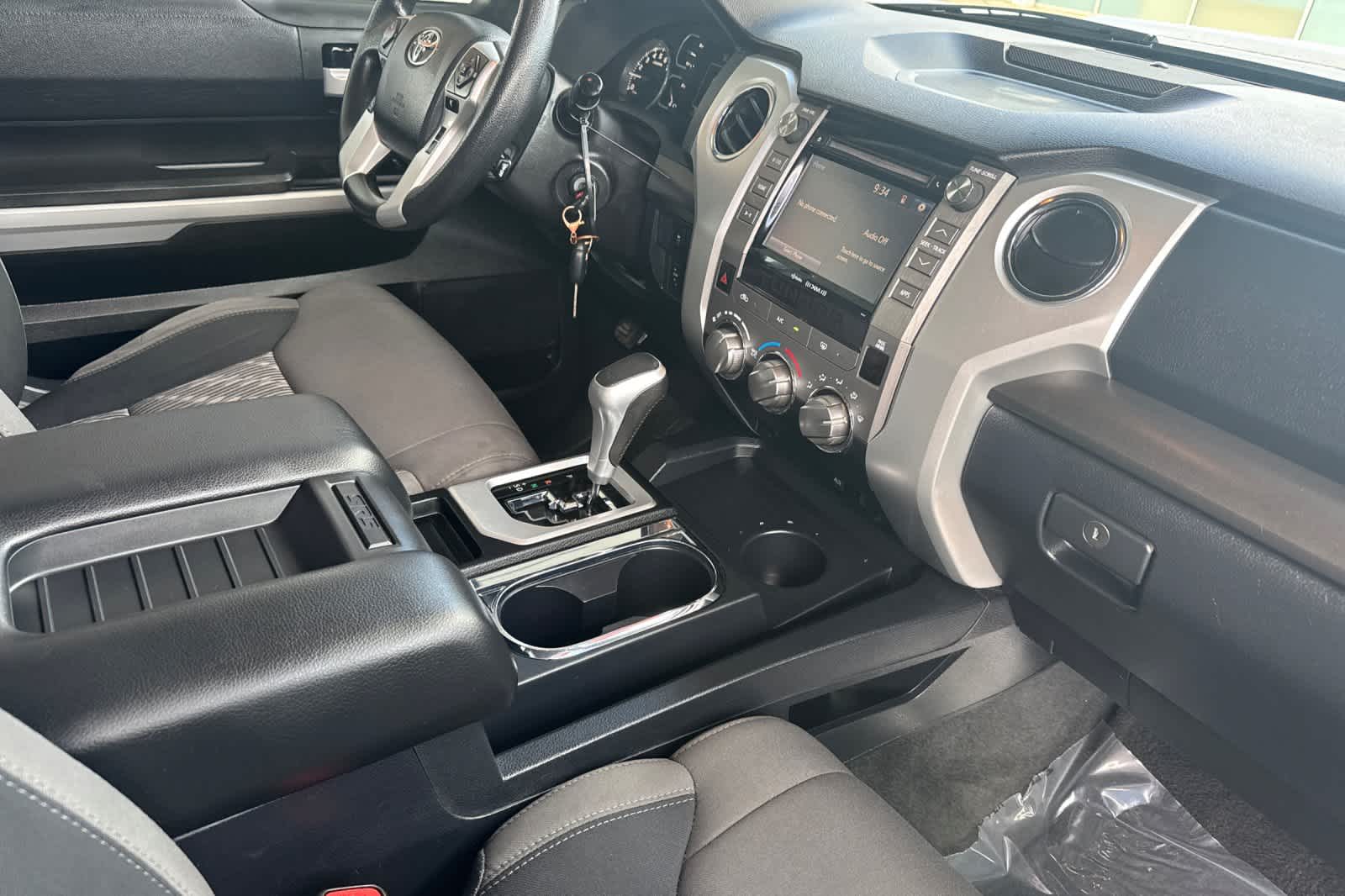 Thumbnail: 2019 Toyota Tundra - 16