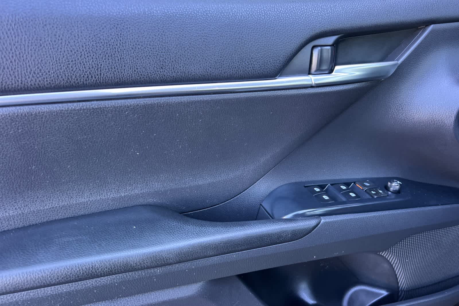 Thumbnail: 2018 Toyota Camry - 12