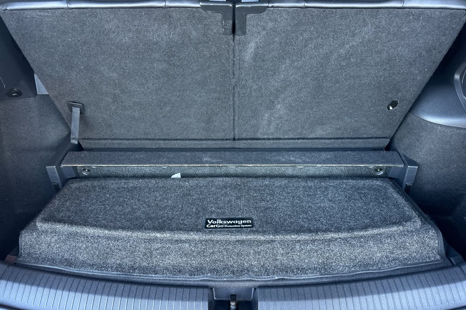 Thumbnail: 2018 Volkswagen Tiguan - 17