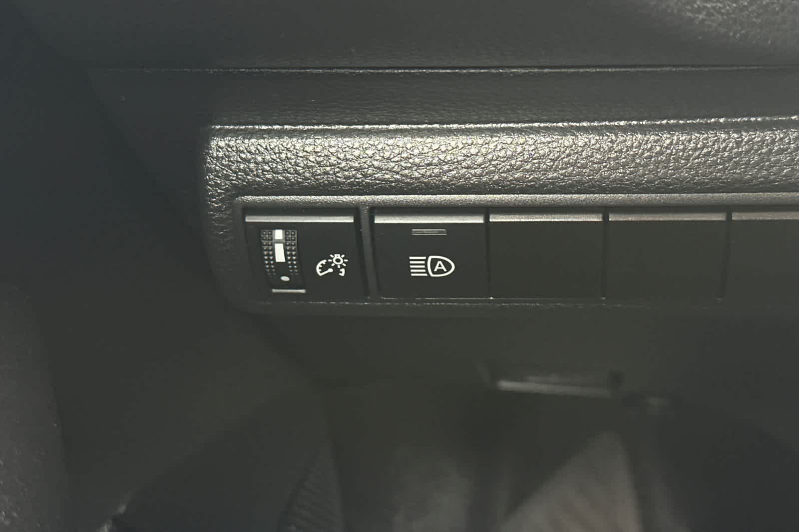 Thumbnail: 2023 Toyota Corolla - 27