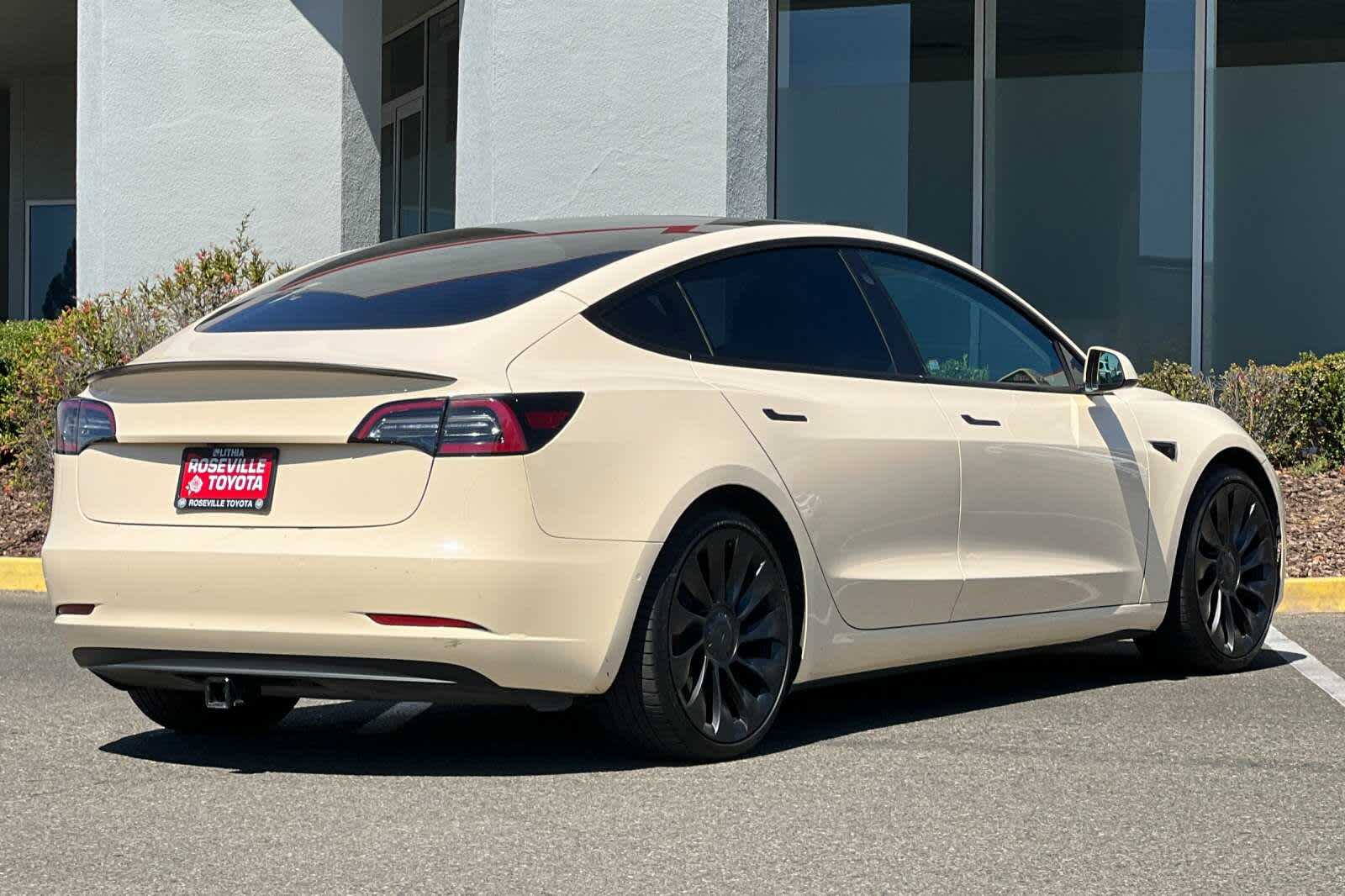 2022 Tesla Model 3 Performance 2