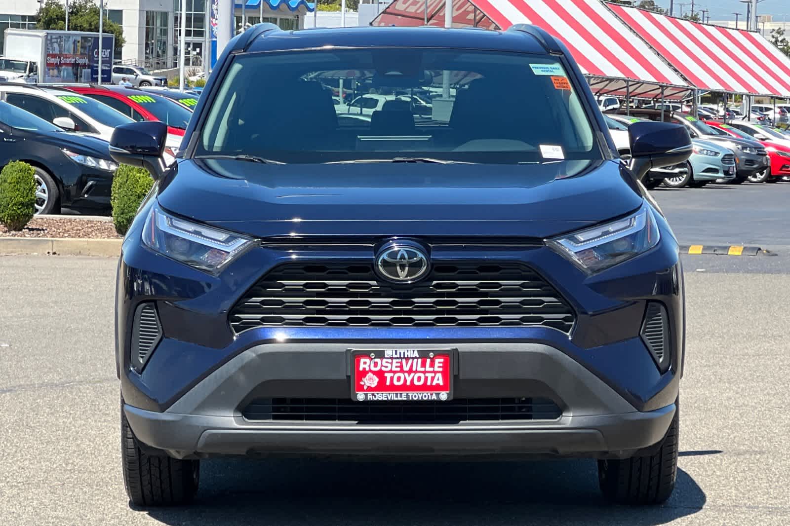 Thumbnail: 2024 Toyota RAV4 - 10