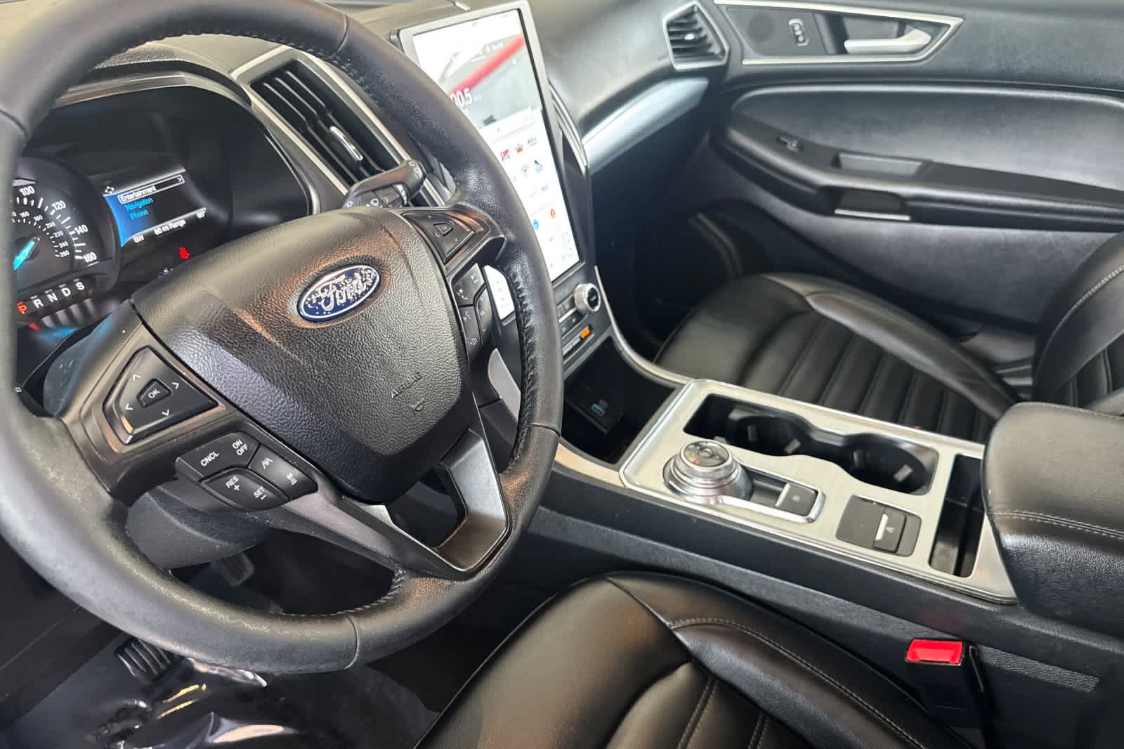 Thumbnail: 2022 Ford Edge - 10