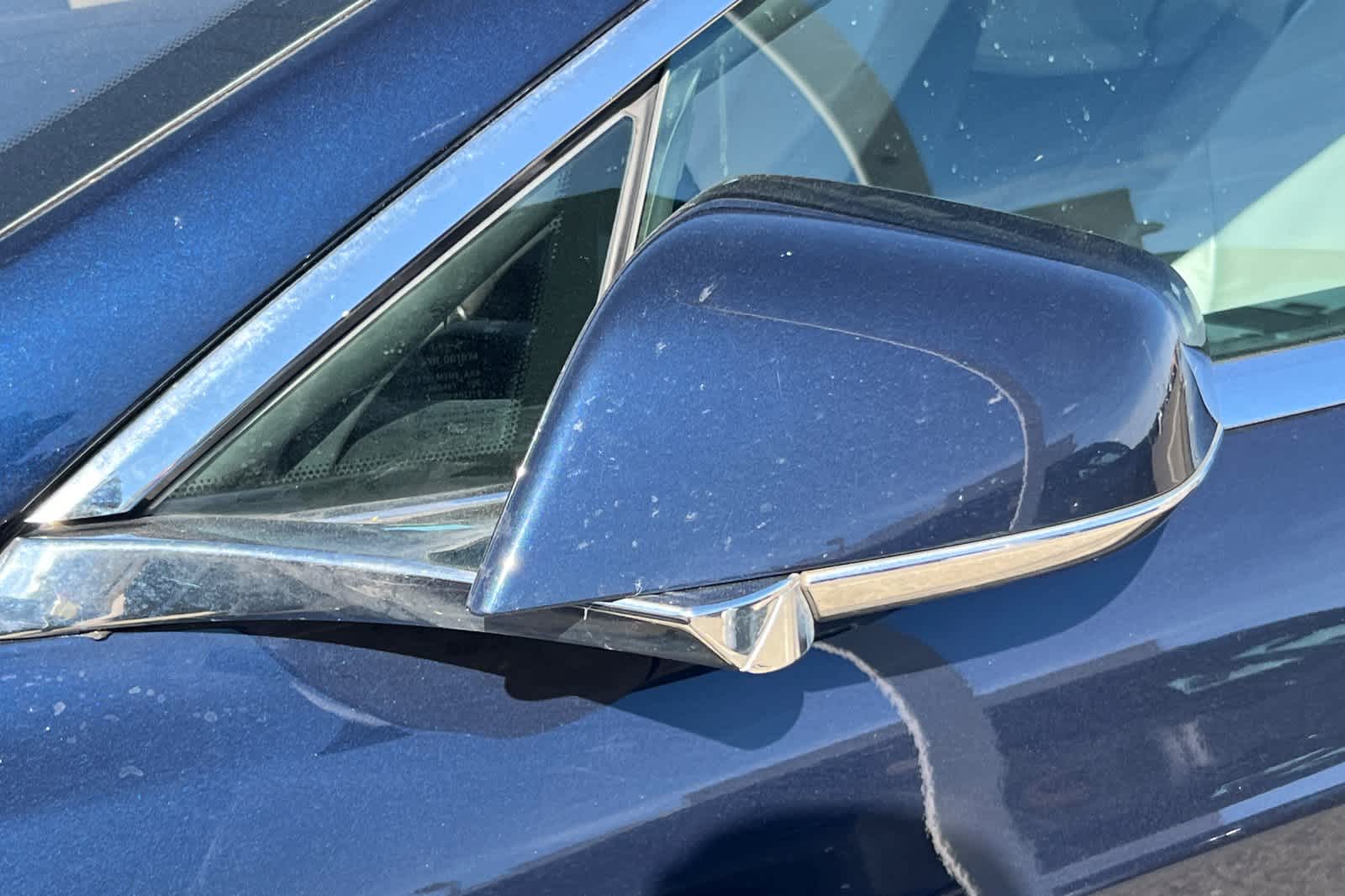 Thumbnail: 2014 Tesla Model S - 9