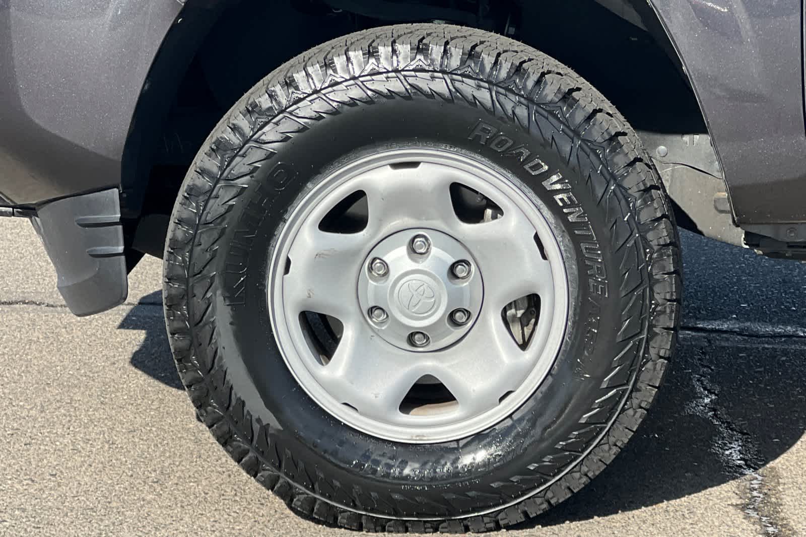 Thumbnail: 2022 Toyota Tacoma - 27