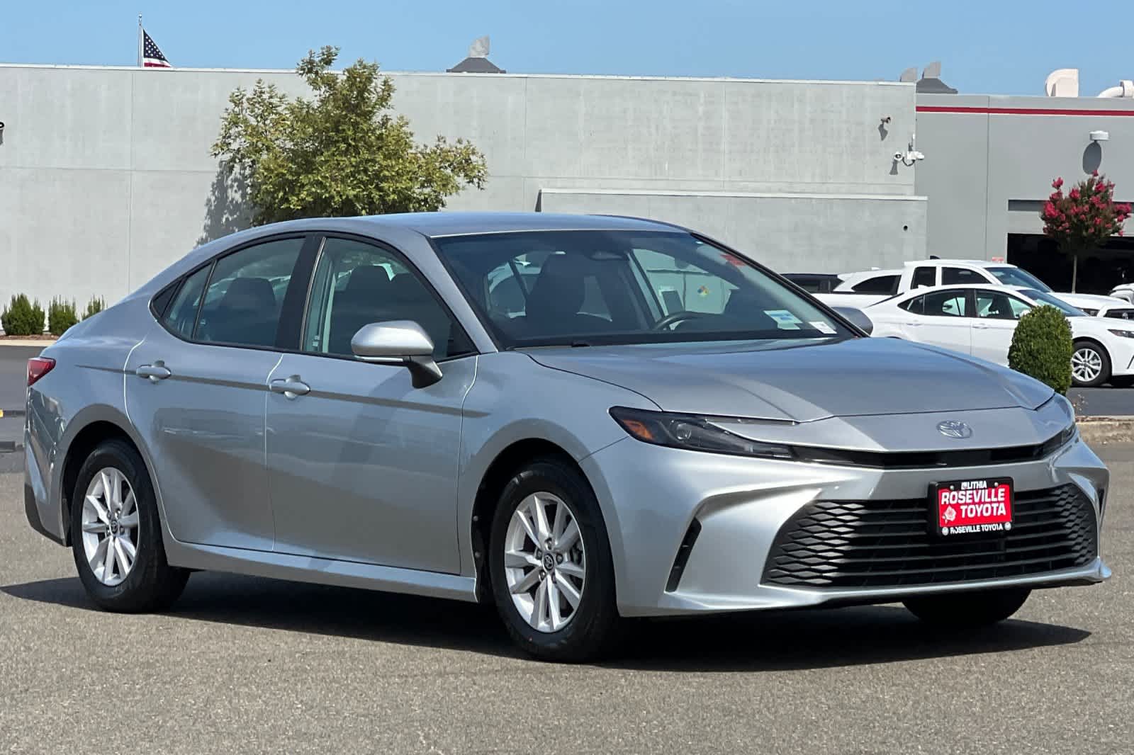 Thumbnail: 2025 Toyota Camry - 5