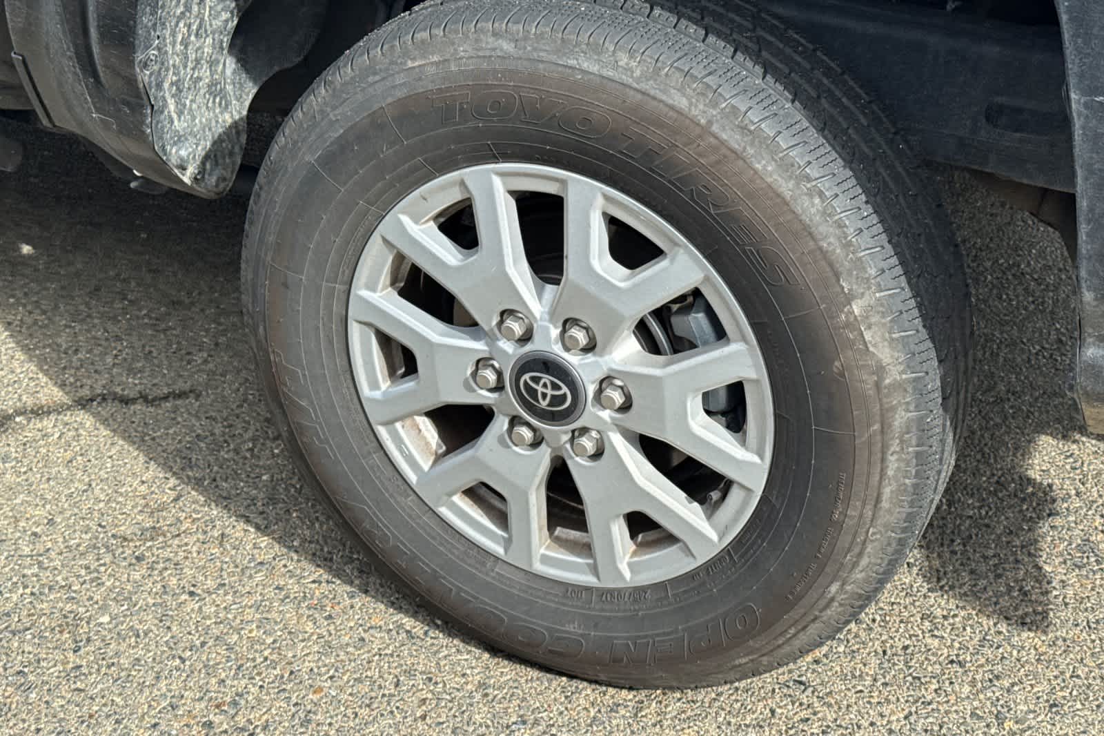 Thumbnail: 2025 Toyota Tacoma - 18