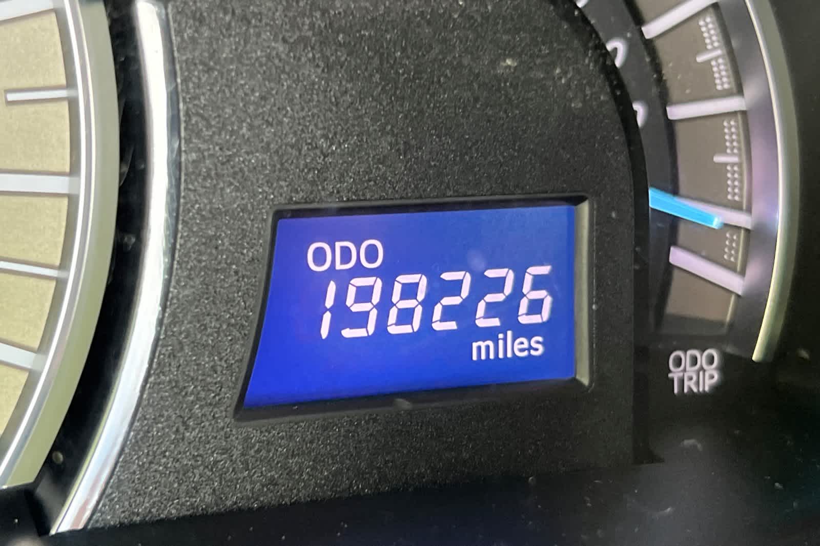 Thumbnail: 2013 Toyota Camry - 28