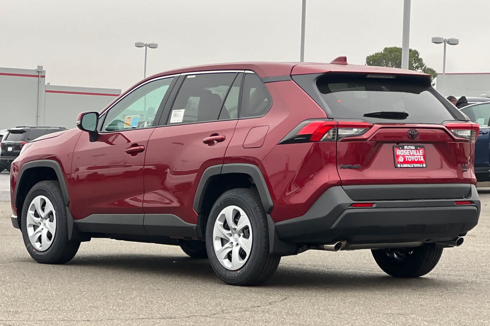 Thumbnail: 2025 Toyota RAV4 - 6