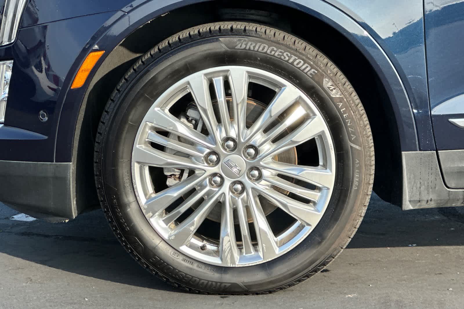 Thumbnail: 2017 Cadillac XT5 - 31