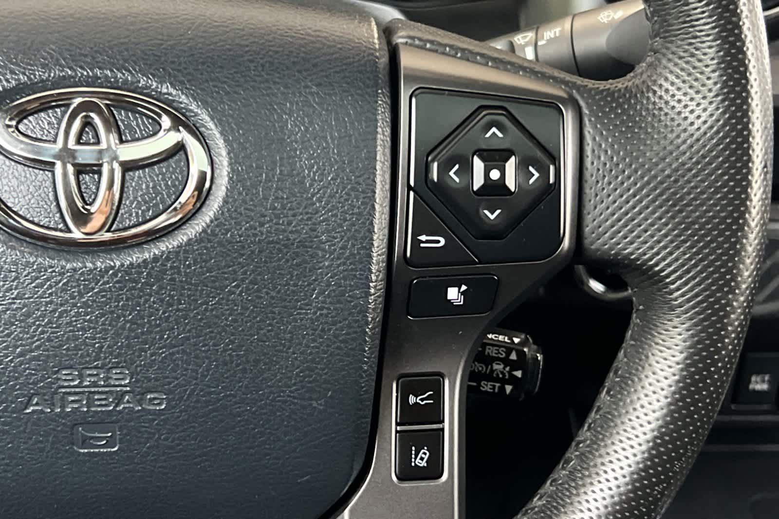 Thumbnail: 2019 Toyota Tacoma - 27