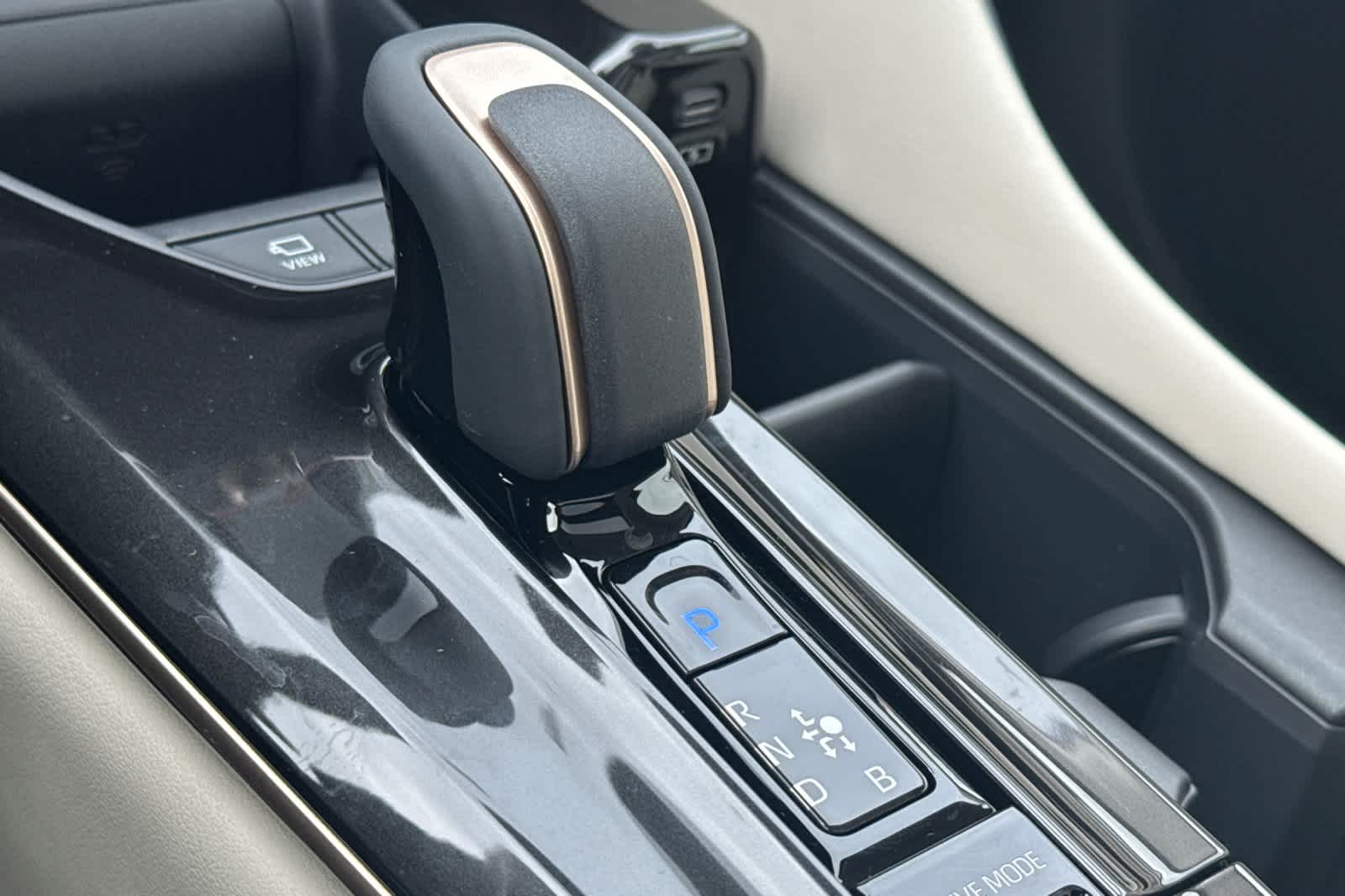 Thumbnail: 2026 Toyota Crown - 23