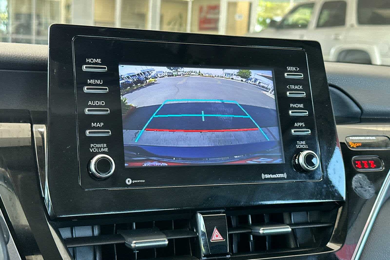 2022 Toyota Camry SE 19