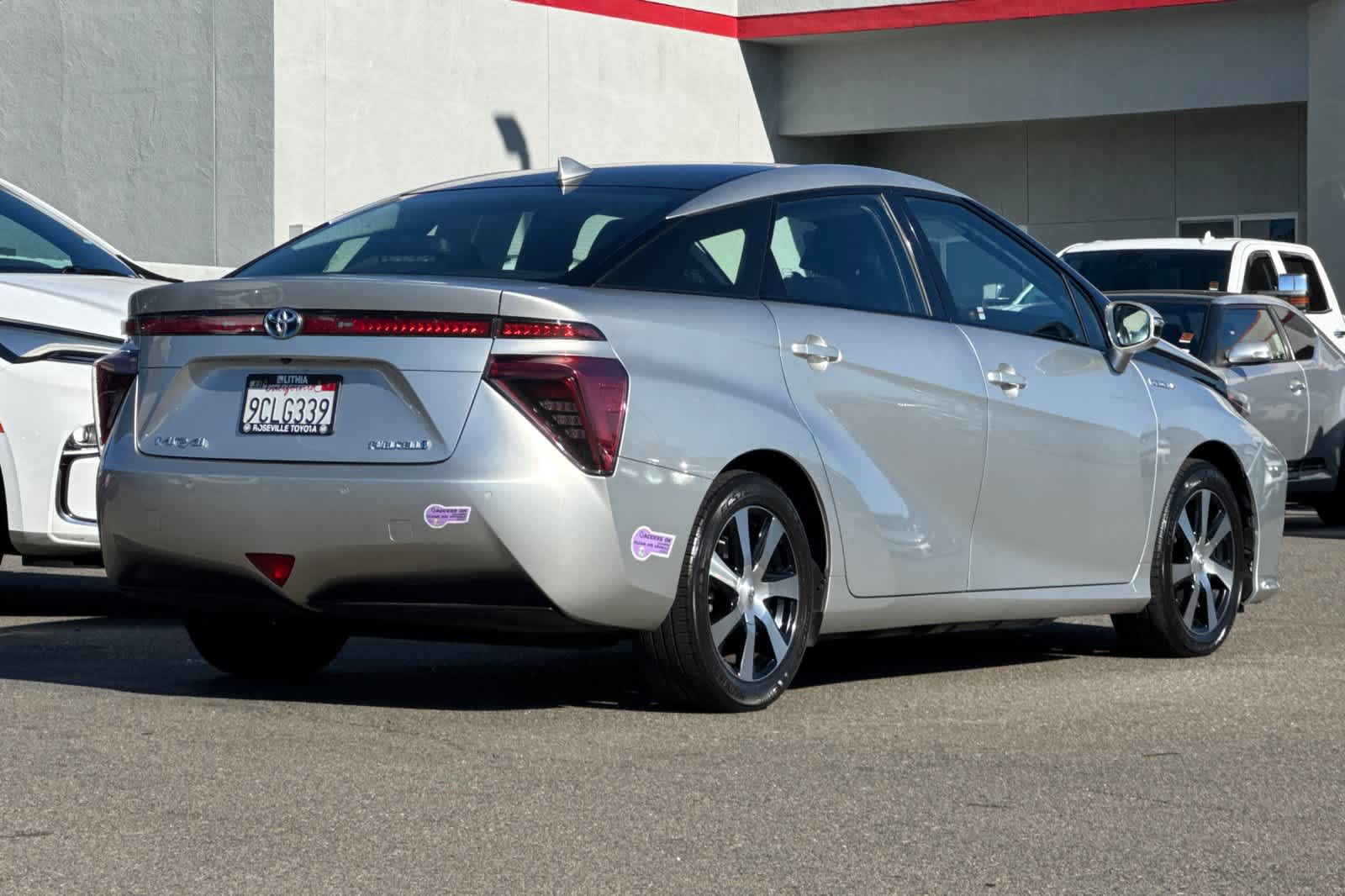 Thumbnail: 2019 Toyota Mirai - 2