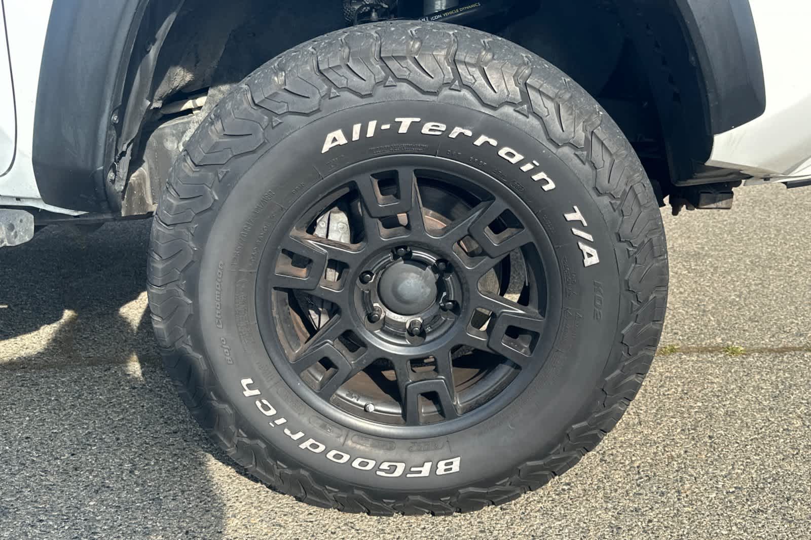 Thumbnail: 2018 Toyota Tacoma - 12