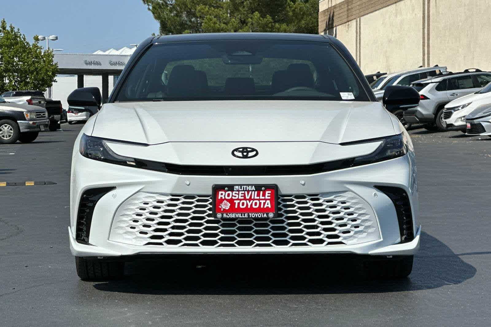 2025 Toyota Camry XSE 10