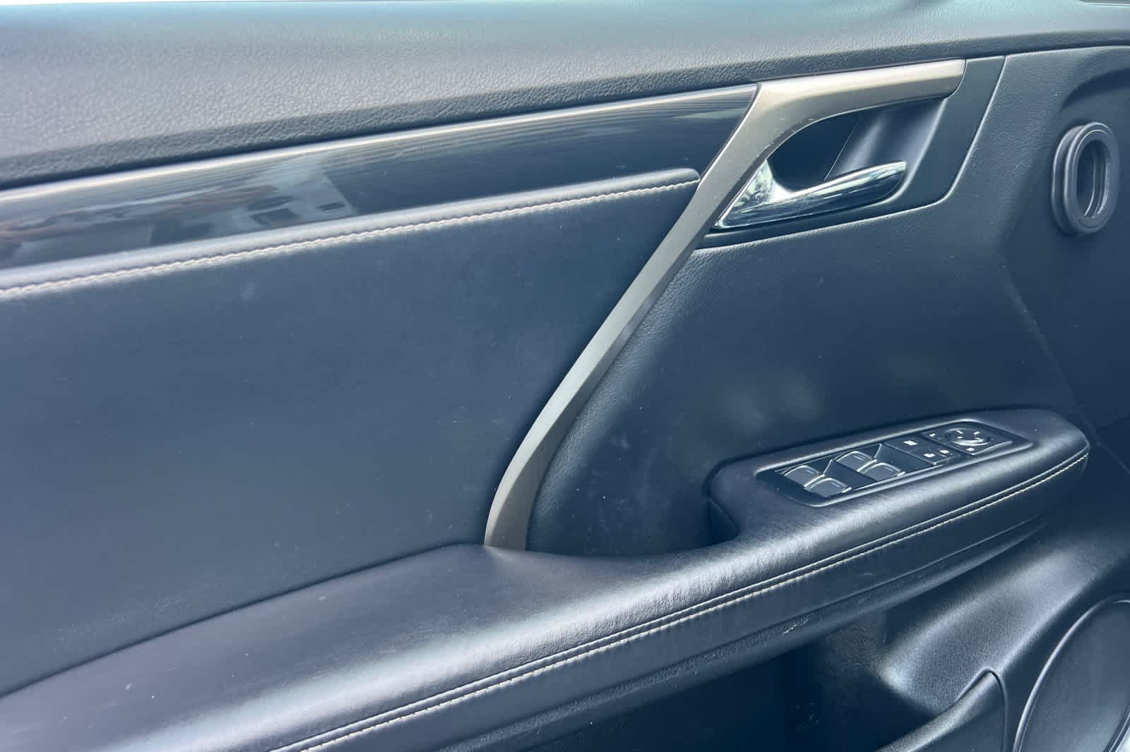 Thumbnail: 2017 Lexus RX - 12