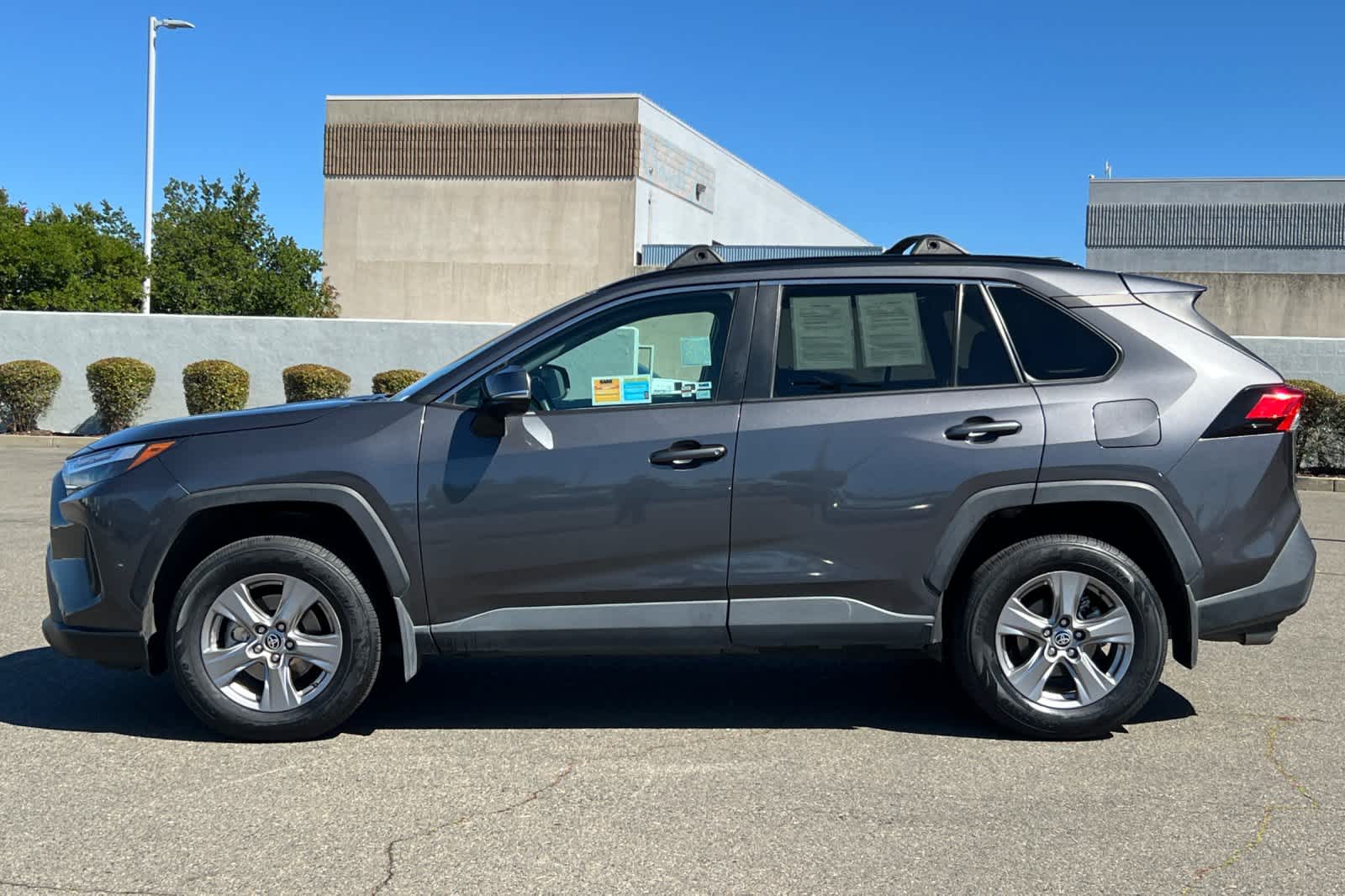 Thumbnail: 2024 Toyota RAV4 - 9