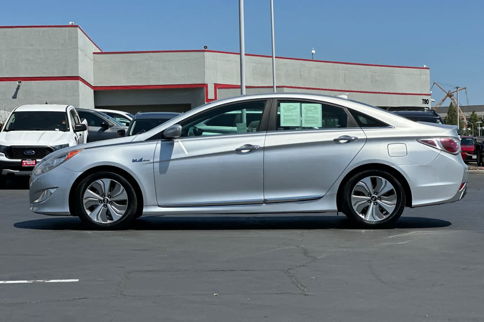 Thumbnail: 2013 Hyundai Sonata - 9