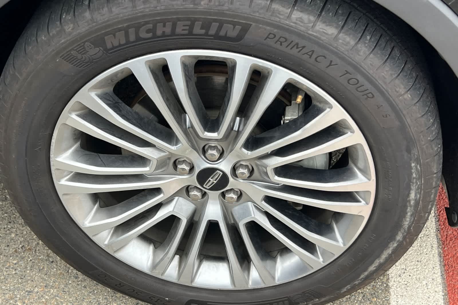 Thumbnail: 2018 Lincoln MKX - 12