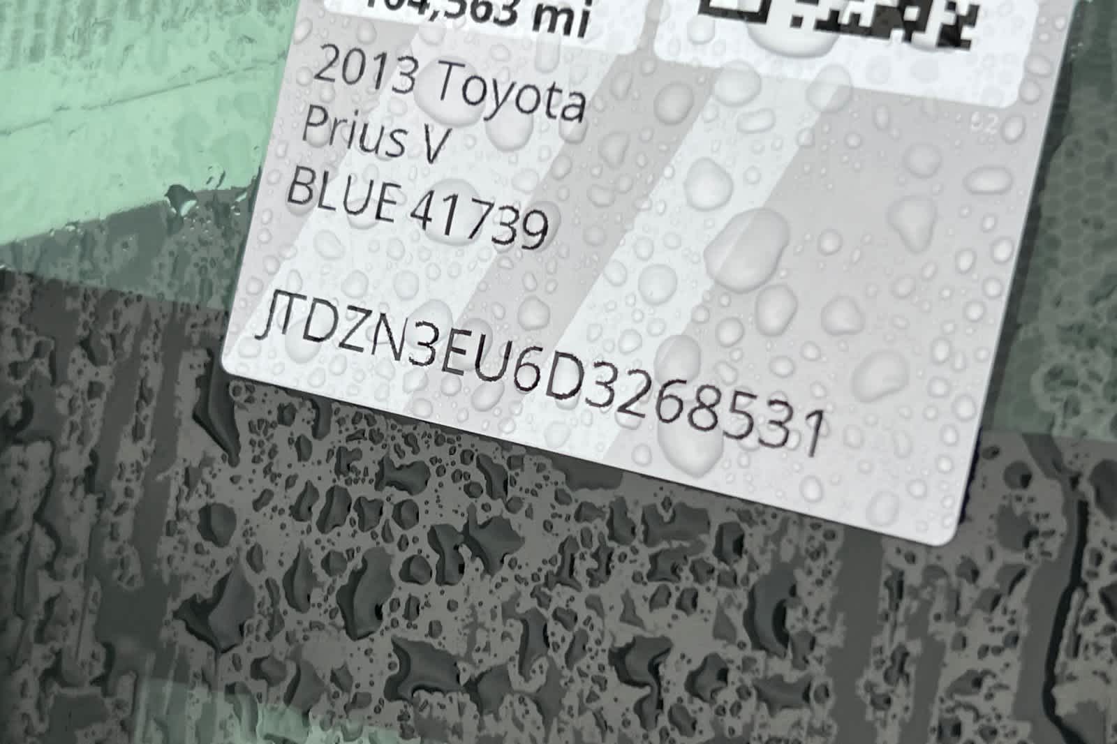 Thumbnail: 2013 Toyota Prius v - 23