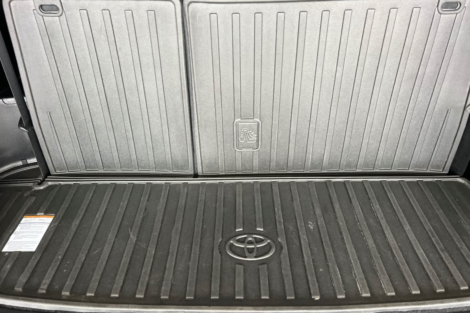 Thumbnail: 2018 Toyota Highlander - 17